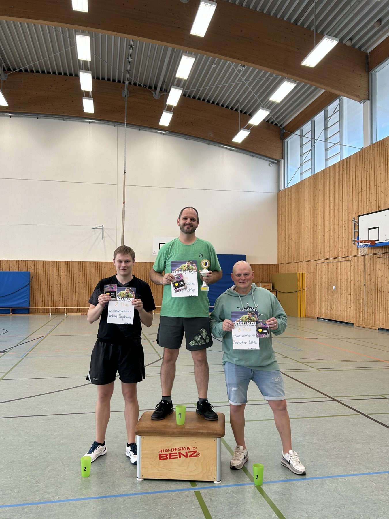 Familienturnier beim SV Turbo 90 Dessau – Tischtennis, Spaß und Teamgeist