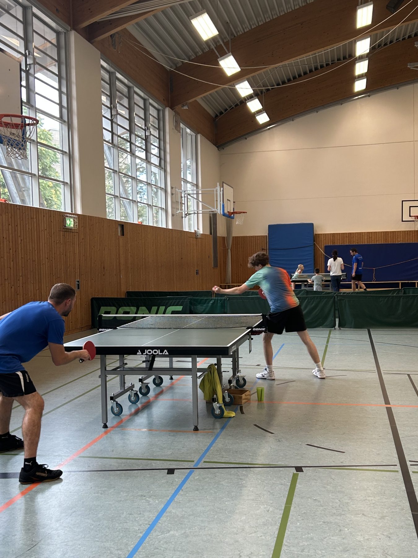 Familienturnier beim SV Turbo 90 Dessau – Tischtennis, Spaß und Teamgeist